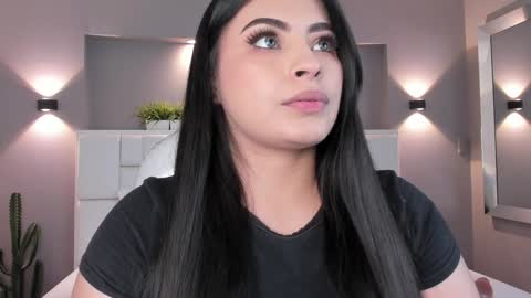 Snapshot of samanthaa_22_ chatting on 5, 2, 2025 Samanthaa online show from 5, 2, 2025