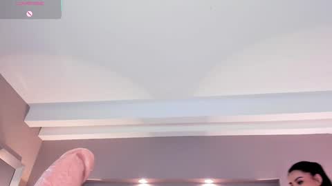 Snapshot of samanthaa_22_ chatting on 6, 2, 2025 Samanthaa online show from 6, 2, 2025