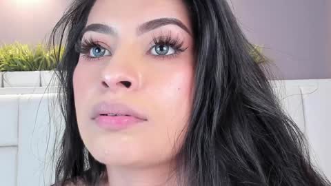 Snapshot of samanthaa_22_ chatting on 8, 2, 2025 Samanthaa online show from 8, 2, 2025
