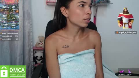 Snapshot of samanthaa_queen chatting on 30, 12, 2024 sam online show from 30, 12, 2024