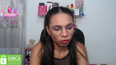 Snapshot of samanthaa_queen chatting on 9, 9, 2025 sam online show from 9, 9, 2025