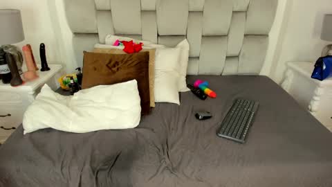 Samantha online show from 8, 1, 2025