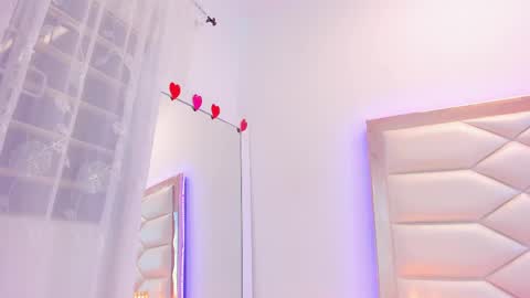Snapshot of samanthaevans4 chatting on 20, 2, 2025 Sweet Samantha online show from 20, 2, 2025