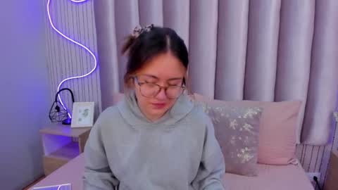 Alejandra  online show from 15, 11, 2025