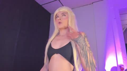 Sam online show from 27, 10, 2025