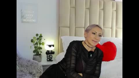 Samixmami online show from 12, 3, 2025