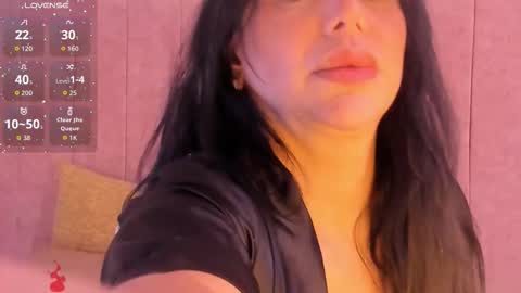 Snapshot of samara_alabi chatting on 10, 10, 2025 Samara Benazir Alabi online show from 10, 10, 2025