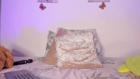 Snapshot of samara_jonnes_ chatting on 27, 1, 2025 Samara is my name a pleasure delighted that you are here leave your thumb up it is important to me online show from 27, 1, 2025