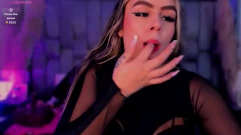 Snapshot of samarafernandez chatting on 5, 10, 2025 samarafernandez online show from 5, 10, 2025