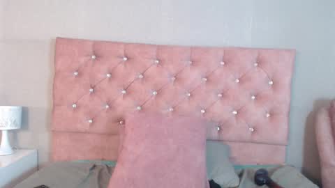 samaragrey18 online show from 28, 2, 2025