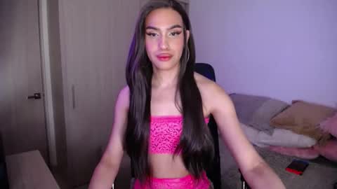 Snapshot of samarasilex chatting on 6, 10, 2025 Samara Silex online show from 6, 10, 2025