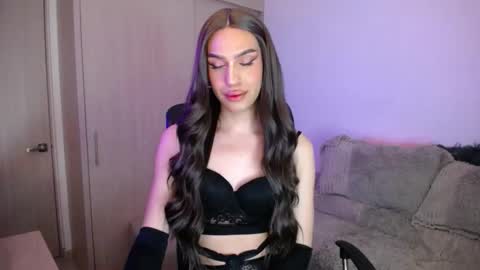 Snapshot of samarasilex chatting on 15, 10, 2025 Samara Silex online show from 15, 10, 2025