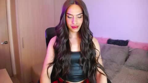 Snapshot of samarasilex chatting on 17, 10, 2025 Samara Silex online show from 17, 10, 2025