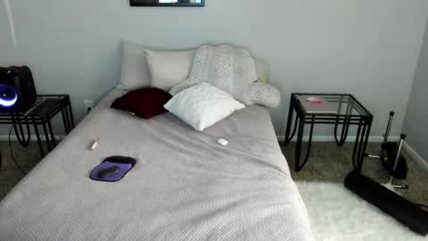 Yaya online show from 22, 2, 2025