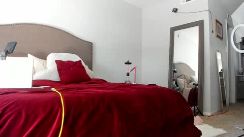 Yaya online show from 28, 9, 2025