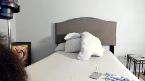 Yaya online show from 1, 10, 2025