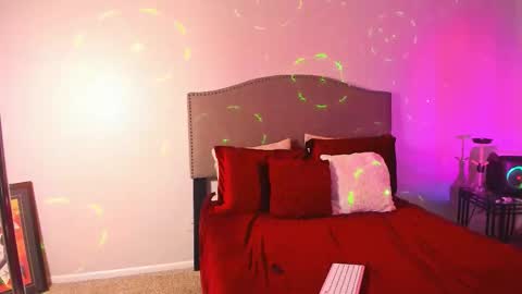 Yaya online show from 12, 11, 2025