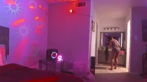 Snapshot of samatha1998 chatting on 18, 2, 2026 Yaya online show from 18, 2, 2026