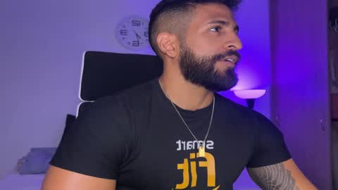 Sam Dornan online show from 6, 2, 2025