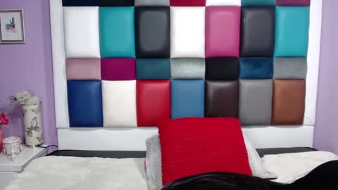 Snapshot of samevanshot chatting on 12, 12, 2024 samevanshot online show from 12, 12, 2024