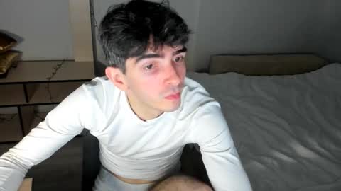 Snapshot of samiliken chatting on 4, 2, 2026 Sam online show from 4, 2, 2026