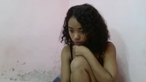 Snapshot of samina2255 chatting on 24, 10, 2025 samina2255 online show from 24, 10, 2025