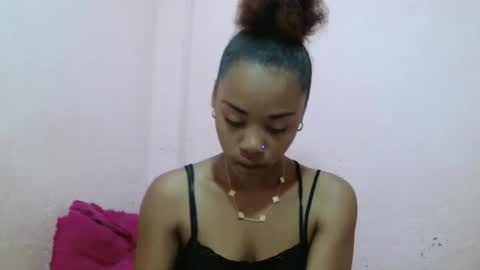 Snapshot of samina2255 chatting on 26, 10, 2025 samina2255 online show from 26, 10, 2025