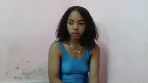 Snapshot of samina2255 chatting on 26, 10, 2025 samina2255 online show from 26, 10, 2025