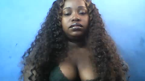 samirah_69 online show from 15, 6, 2026