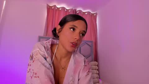 samirose_ online show from 27, 5, 2026