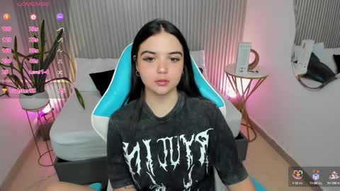 Snapshot of sammy_cutee chatting on 4, 3, 2025 S A M M Y online show from 4, 3, 2025