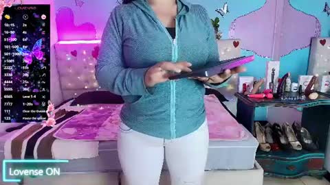 Snapshot of sammy_mature_ chatting on 17, 6, 2026 Sammy online show from 17, 6, 2026