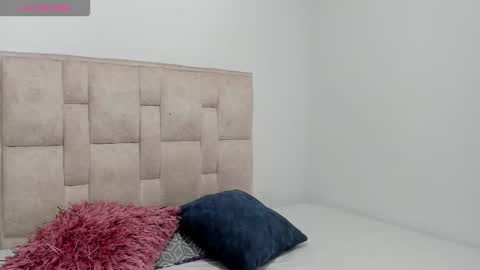 Sammy Sam Samantha online show from 9, 3, 2026