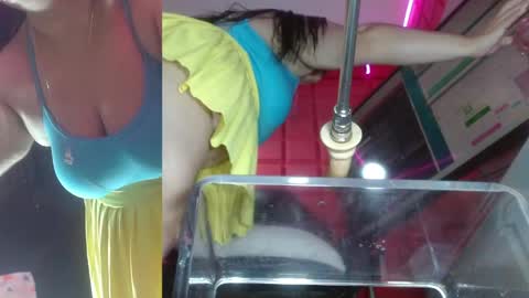 Snapshot of sammyevanss__ chatting on 12, 4, 2026 SAMMY online show from 12, 4, 2026