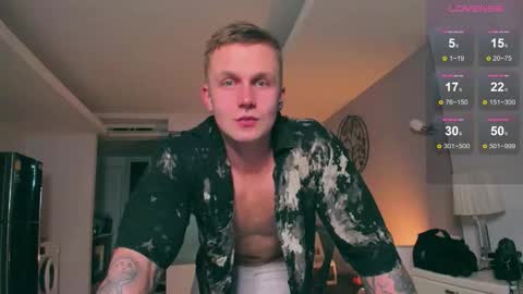 Snapshot of samuel_andrew chatting on 9, 10, 2025 Samuel online show from 9, 10, 2025