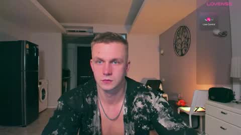 Snapshot of samuel_andrew chatting on 12, 10, 2025 Samuel online show from 12, 10, 2025