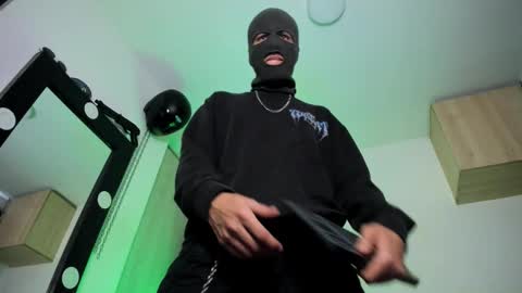   online show from 29, 9, 2025