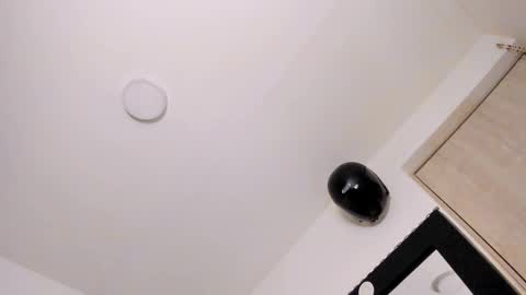   online show from 15, 3, 2026