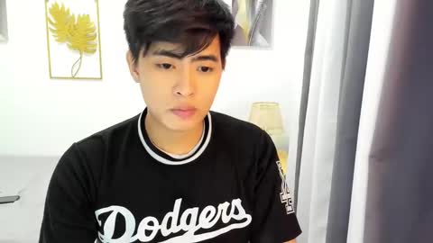 Sam online show from 6, 3, 2025