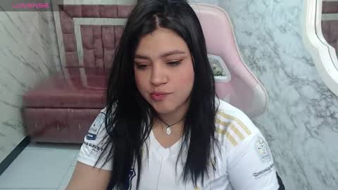 Snapshot of samy_collen_v chatting on 4, 3, 2026 Samy online show from 4, 3, 2026