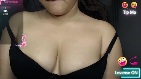 Snapshot of samy_collen_v chatting on 27, 4, 2026 Samy online show from 27, 4, 2026