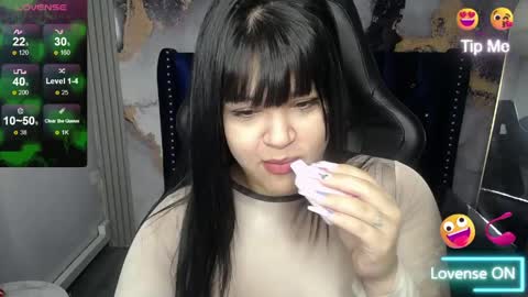 Snapshot of samy_collen_v chatting on 8, 5, 2026 Samy online show from 8, 5, 2026