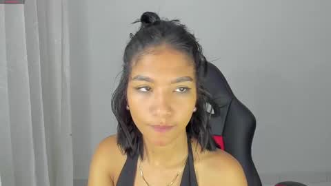 Snapshot of samy_jonnes_ chatting on 10, 2, 2025 Hello I am absent due to a family calamity I will return soon-hola estoy ausente por un problema familiar volvere pronto. online show from 10, 2, 2025