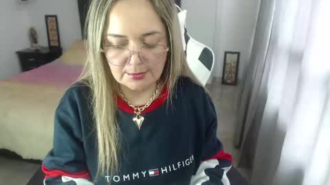 samy_vsn online show from 30, 1, 2025