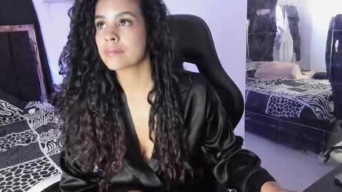 SamyHolbrook online show from 10, 5, 2026