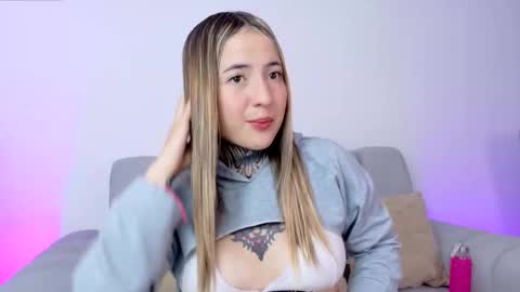 Snapshot of samyortiz_ chatting on 10, 3, 2025 Samy and Juan online show from 10, 3, 2025