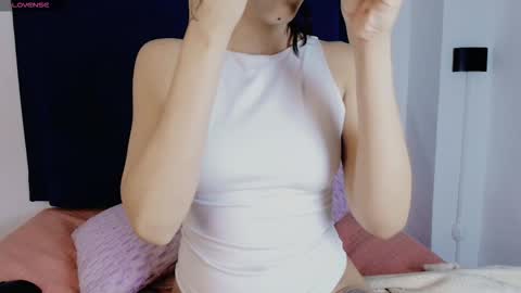 Vaioleth San online show from 26, 10, 2025
