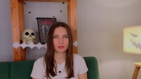 Snapshot of sandili chatting on 31, 10, 2025 Isabel but you can call me Bella online show from 31, 10, 2025