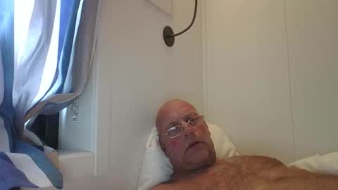 sandnesrune523 online show from 10, 11, 2025