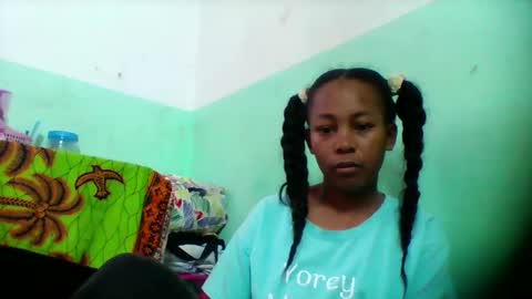 sandra1253099 online show from 6, 11, 2025